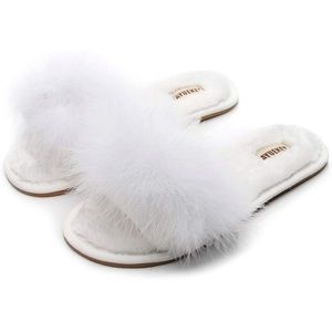 NEW bridal slippers! Size 7. 👰‍♀️💕